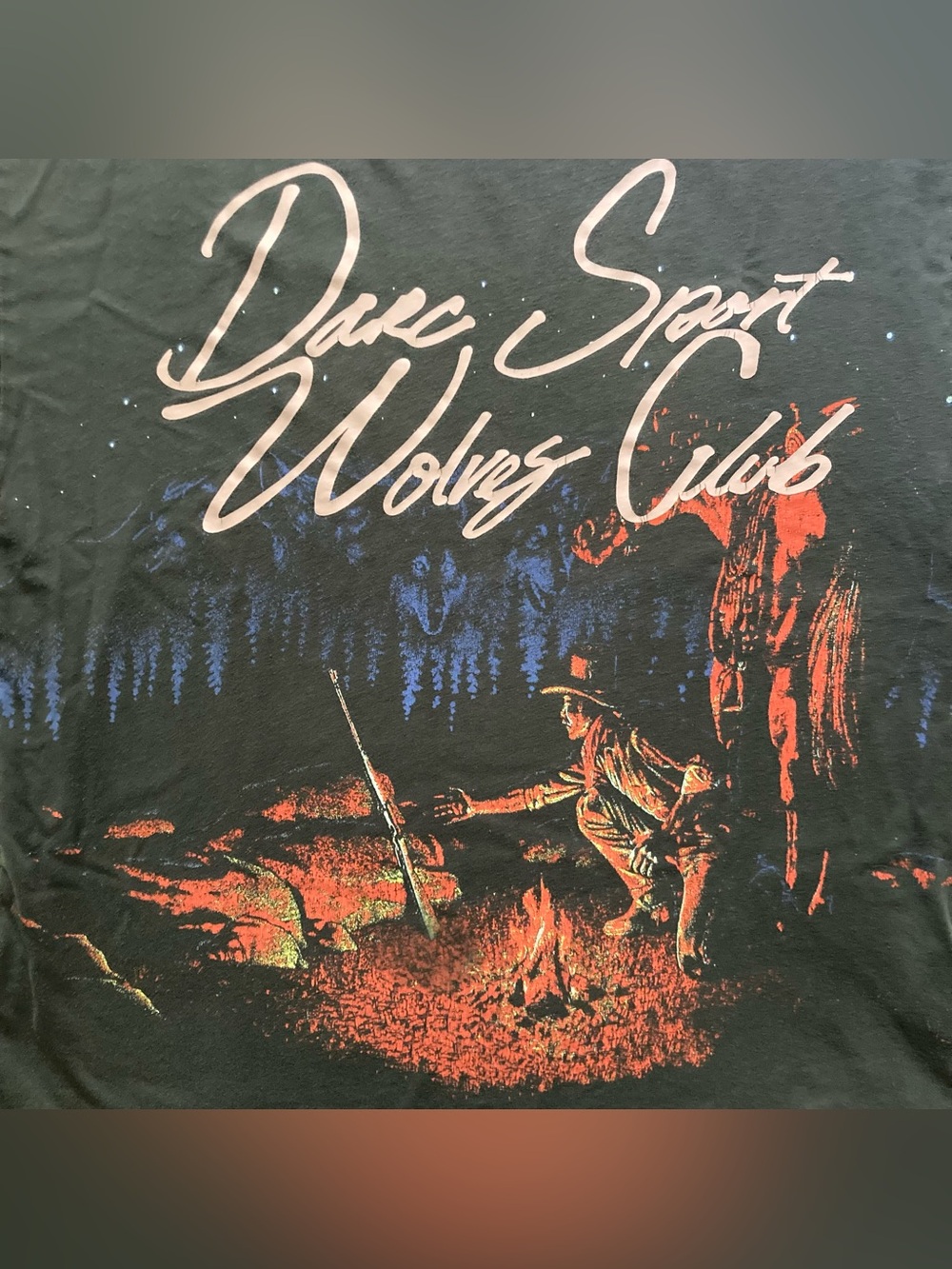 Darc Sport Wolves Club T Shirt Men’s Medium Cowboy Print Gym Athletic Cropped - Picture 2 of 8